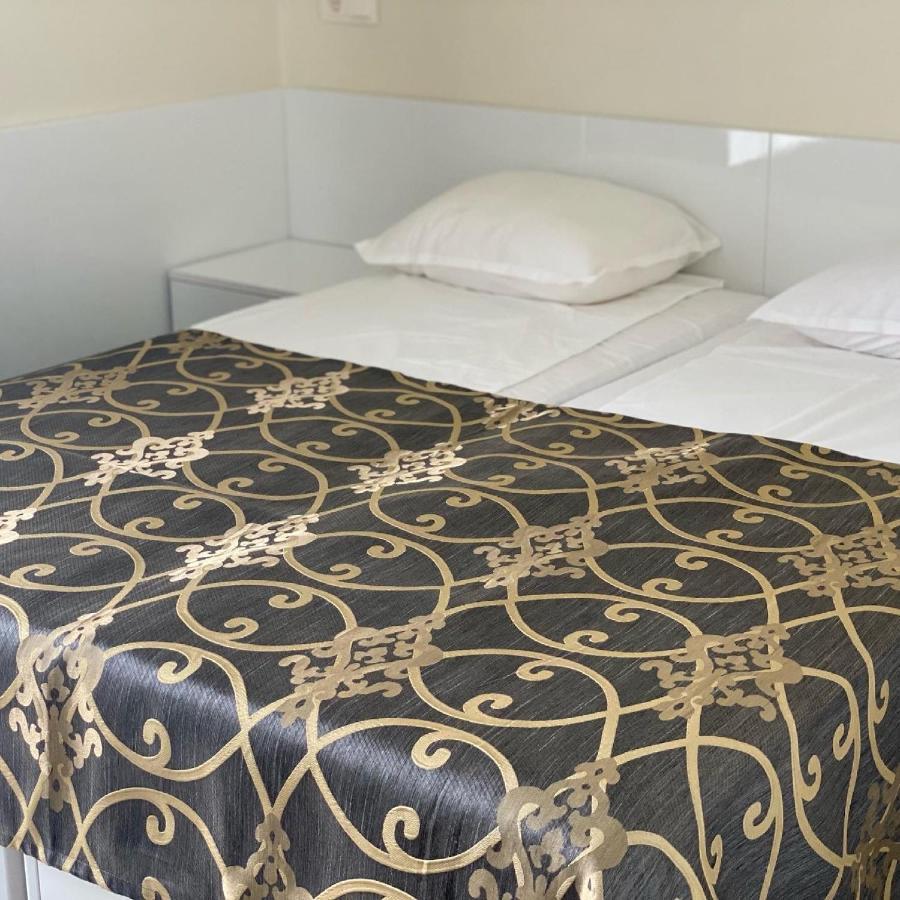 Комплекс Окей Hostel Sumen Kültér fotó